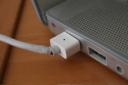 macbook_plug.jpg